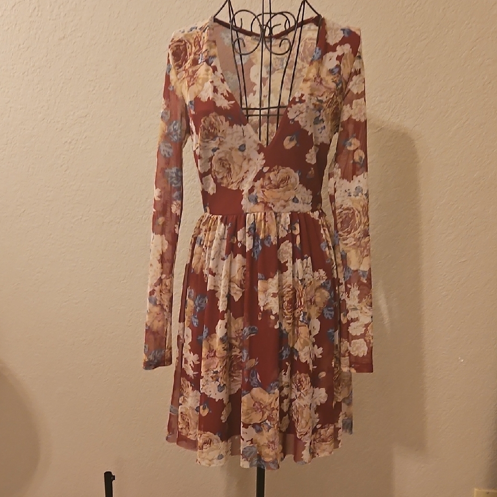 Charlotte Russe Floral Long Sleeve Dress - Burgundy and Beige